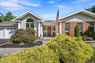 31 Dehan St, Smithtown, NY 11787 - Photo 3
