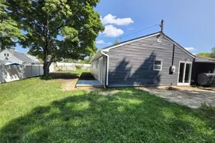 73 Morton St, Port Jefferson, NY 11776 - Photo 11