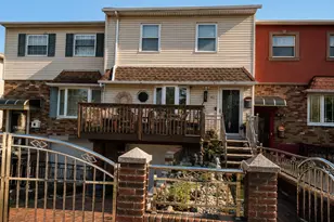 42 Birch Rd, New York, NY 10303 - Photo 1