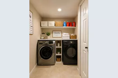 42 Birch Road, New York, NY 10303 - Photo 13