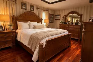 42 Birch Rd, New York, NY 10303 - Photo 5