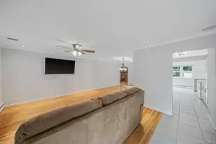 12 Beecher St, Coram, NY 11727 - Photo 13