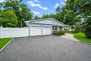 12 Beecher St, Coram, NY 11727 - Photo 5