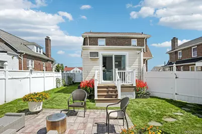 309 Bellevue Avenue, Yonkers, NY 10703 - Photo 25