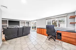 464 N Atlanta Ave, Massapequa, NY 11758 - Photo 11