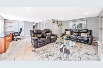 464 N Atlanta Avenue, Massapequa, NY 11758 - Photo 13