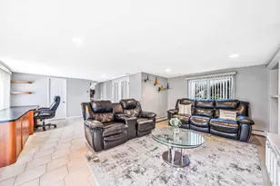 464 N Atlanta Ave, Massapequa, NY 11758 - Photo 13