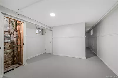 173-43 103 Avenue, Jamaica, NY 11433 - Photo 41