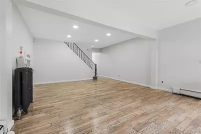 173-43 103 Avenue, Jamaica, NY 11433 - Photo 21