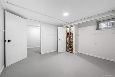 173-43 103 Avenue, Jamaica, NY 11433 - Photo 37