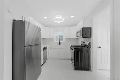 173-43 103 Avenue, Jamaica, NY 11433 - Photo 7
