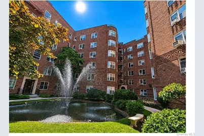 73-12 35th Avenue #E3, Jackson Heights, NY 11372 - Photo 1