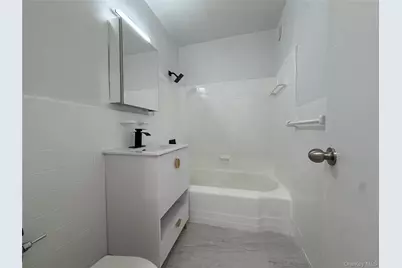 10-40 Neilson Street #3N, Far Rockaway, NY 11691 - Photo 9
