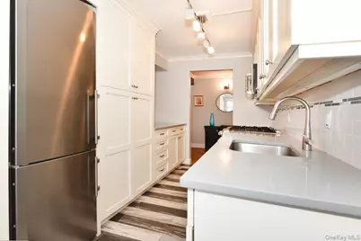 100 Clinton Avenue #1F, Mineola, NY 11501 - Photo 13