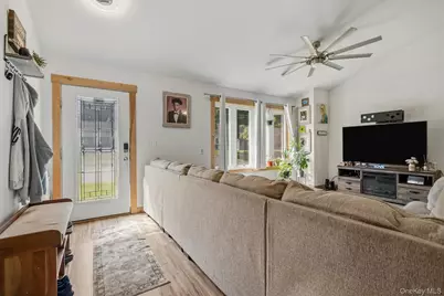 19 Zane Street, Ellenville, NY 12428 - Photo 5