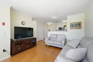 300 Woodcrest Ln, Mount Kisco, NY 10549 - Photo 5