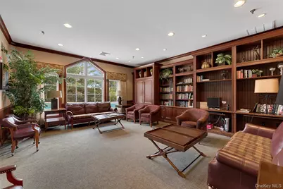 300 Woodcrest Lane #329, Mount Kisco, NY 10549 - Photo 19