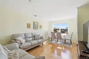 300 Woodcrest Ln, Mount Kisco, NY 10549 - Photo 3