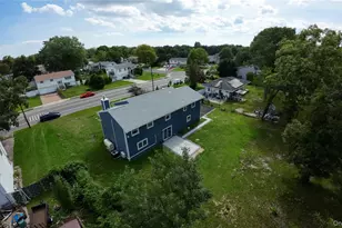 529 Spur Dr N, Bay Shore, NY 11706 - Photo 33