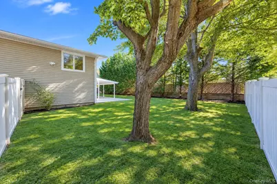 201 Smithtown Polk Boulevard, Centereach, NY 11720 - Photo 5