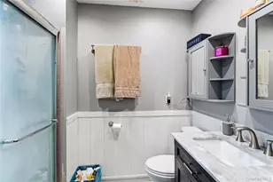 21 Lafayette Ave, Lake Grove, NY 11755 - Photo 11