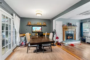 21 Lafayette Ave, Lake Grove, NY 11755 - Photo 7