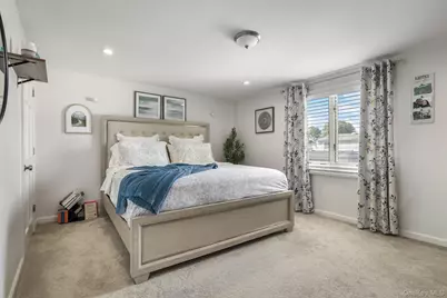 35 Magpie Lane, Levittown, NY 11756 - Photo 19