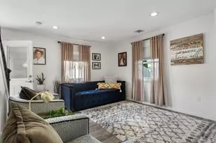 35 Magpie Ln, Levittown, NY 11756 - Photo 11