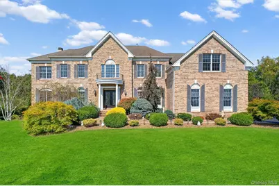 144 Shamrock Hills Drive, Wappingers Falls, NY 12590 - Photo 9