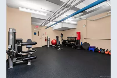 2550 Independence Avenue #2F, Bronx, NY 10463 - Photo 13