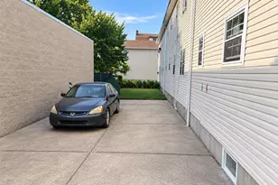 4-07 Beach 66th St, Arverne, NY 11692 - Photo 9