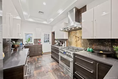 332 Manhattan Avenue, Brooklyn, NY 11211 - Photo 5