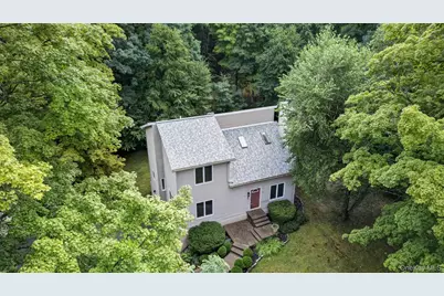 305 Oak Lane, Newburgh, NY 12550 - Photo 3
