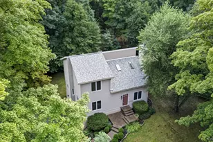 305 Oak Ln, Newburgh, NY 12550 - Photo 3