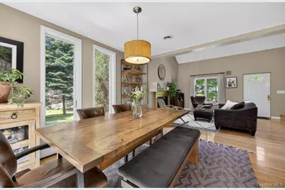 305 Oak Lane, Newburgh, NY 12550 - Photo 13