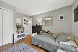 305 Oak Ln, Newburgh, NY 12550 - Photo 31