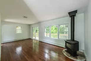 33 Horizon Hill Dr, Poughkeepsie, NY 12603 - Photo 5