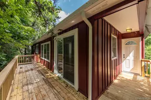 33 Horizon Hill Dr, Poughkeepsie, NY 12603 - Photo 25