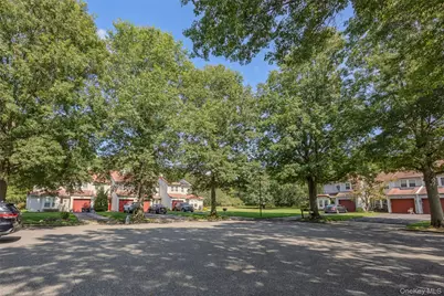 11 Burgoyne Court, Coram, NY 11727 - Photo 3
