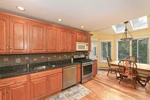 1994 Van Nostrand Ave, Merrick, NY 11566 - Photo 13