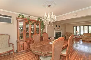 1994 Van Nostrand Ave, Merrick, NY 11566 - Photo 11