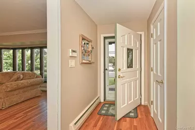 1994 Van Nostrand Avenue, Merrick, NY 11566 - Photo 5