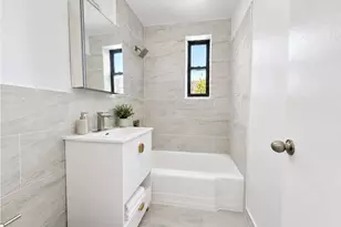 10-40 Neilson St, Far Rockaway, NY 11691 - Photo 5