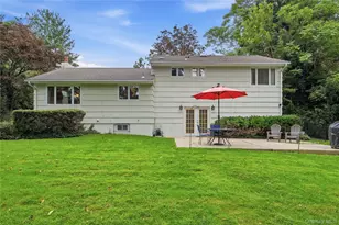 30 Oregon Dr, Huntington Station, NY 11746 - Photo 27