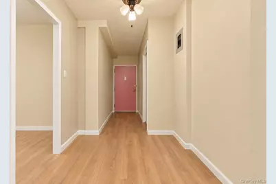 161 Pearsall Drive #4B, Mount Vernon, NY 10552 - Photo 11