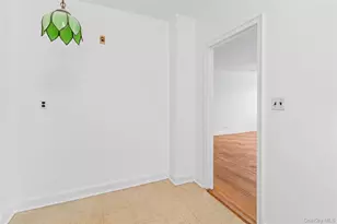 48-23 42nd St, Sunnyside, NY 11104 - Photo 11