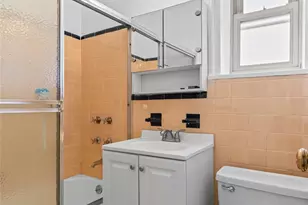 48-23 42nd St, Sunnyside, NY 11104 - Photo 9