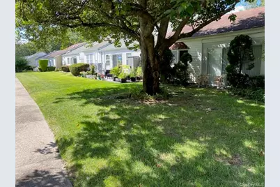 39 Freemont Lane, Coram, NY 11727 - Photo 13