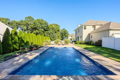 9 Valerie Court, Centereach, NY 11720 - Photo 35