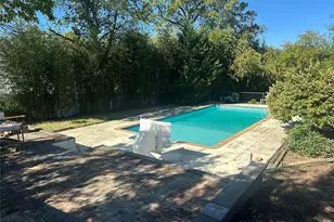 970 E Main St, Riverhead, NY 11901 - Photo 33